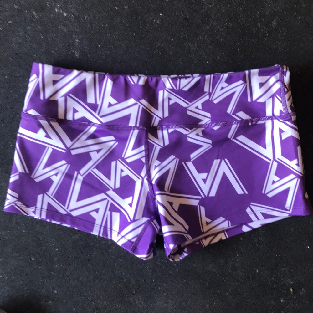 Vigorous Apparel M Women’s Purple Shorts